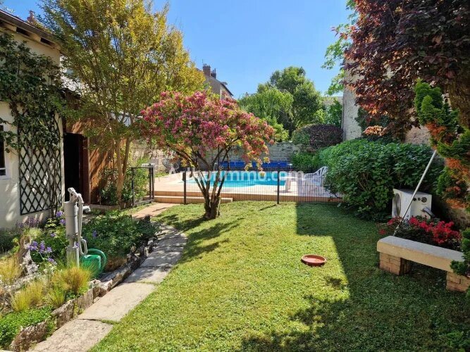 Maison à vendre, 168m², Lons-le-Saunier