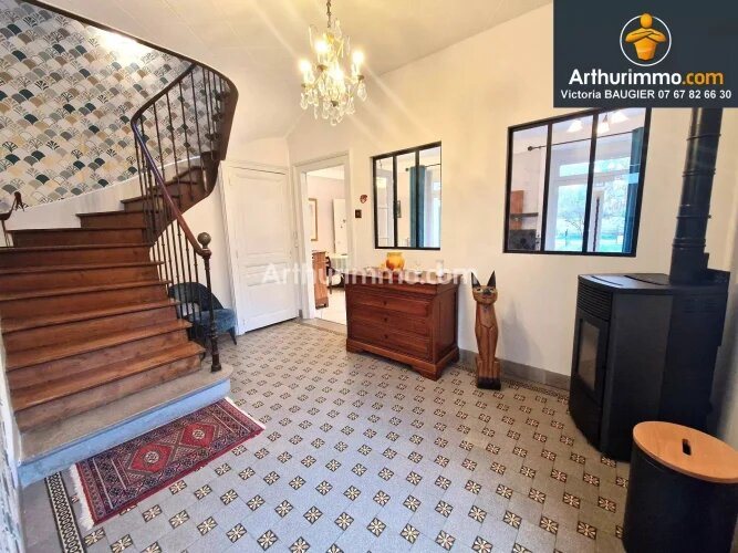 Maison à vendre, 168m², Lons-le-Saunier