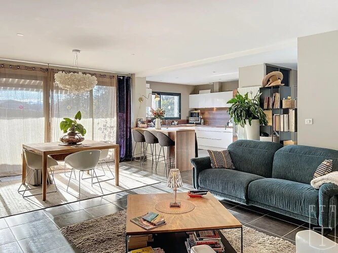 Appartement à vendre, 123m², Aubenas