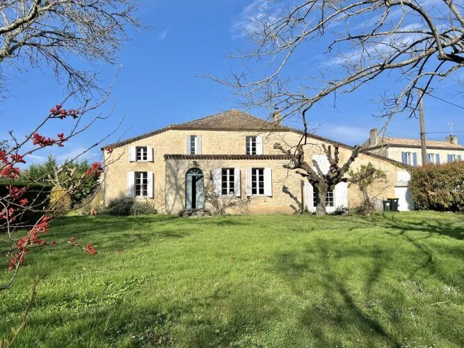 Maison à vendre, 273m², Duras