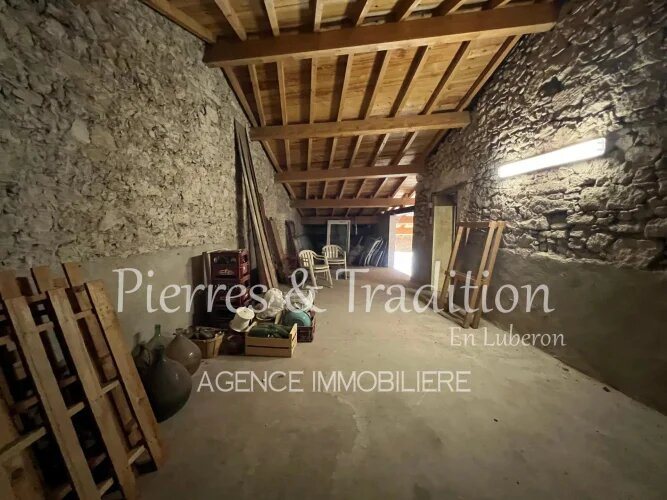 Maison à vendre, 1m², Céreste-en-Luberon