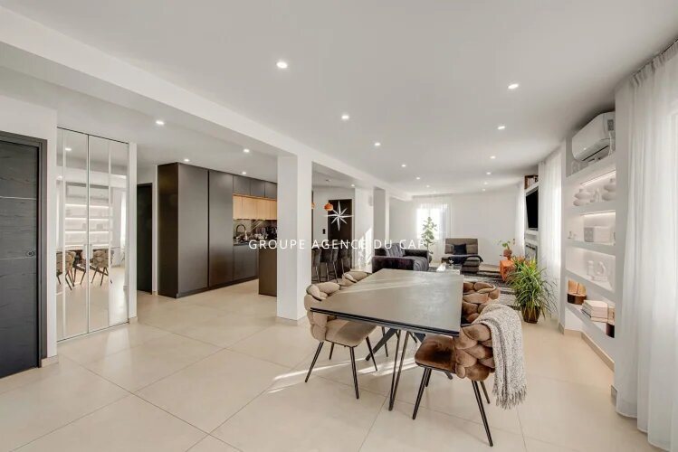 Appartement à vendre, 125m², Saint-Raphaël