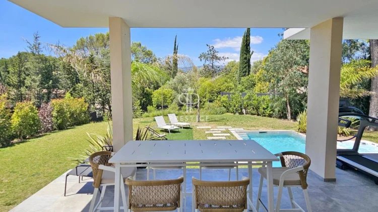 Maison à vendre, 210m², Opio
