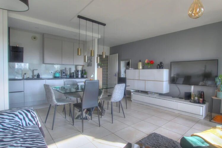 Appartement à vendre, 68m², Gex