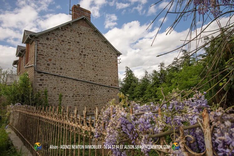 Maison à vendre, 97m², Ducey