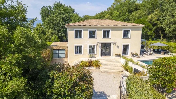 Maison à vendre, 263m², Opio