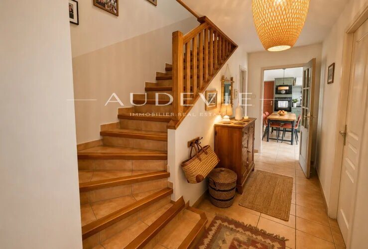 Maison à vendre, 220m², Thézan-des-Corbières