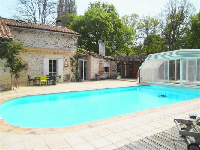 Maison à vendre, 355m², Léogeats