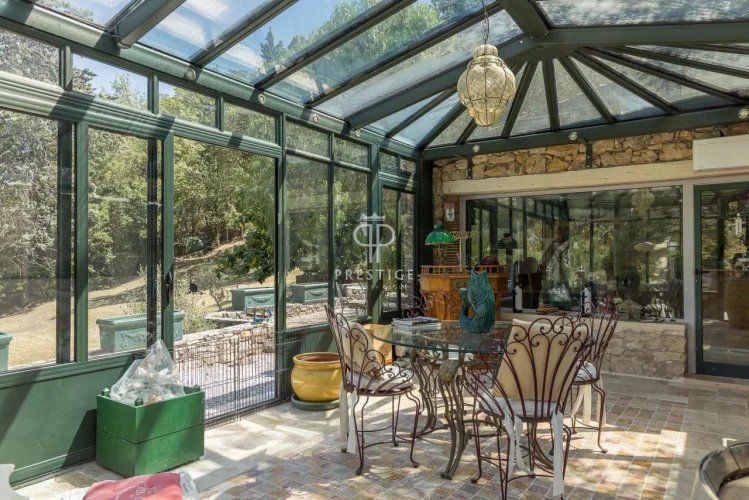 Maison à vendre, 245m², Châteauneuf-Grasse