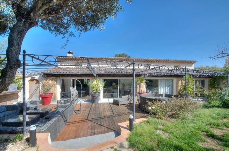 Maison à vendre, 250m², Saint-Raphaël