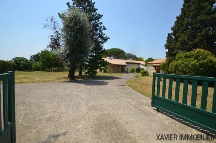 Maison à vendre, 220m², Montayral