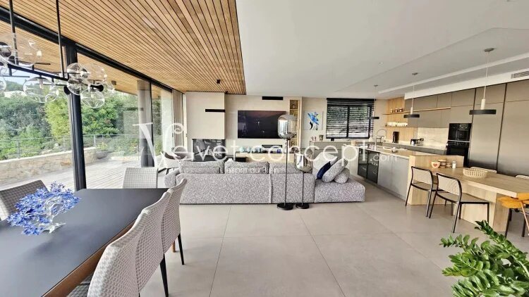 Maison à vendre, 360m², Biot