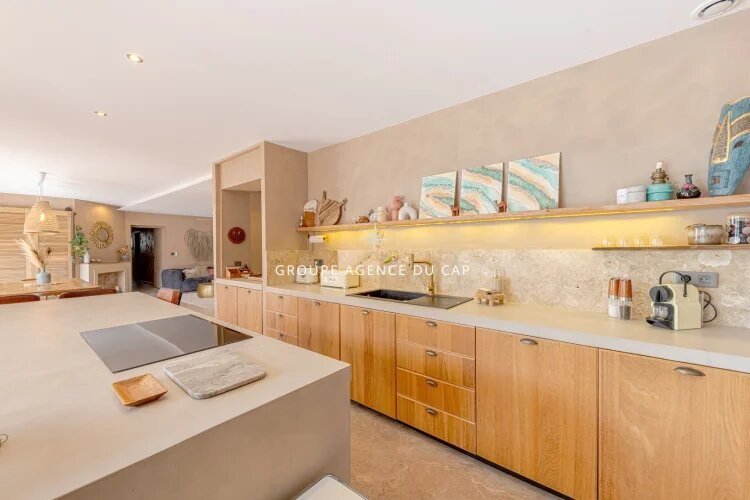 Maison à vendre, 165m², Fréjus