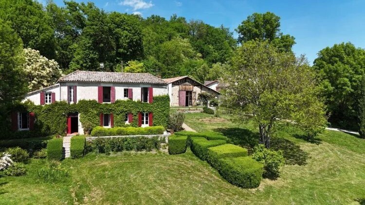 Maison à vendre, 236m², Le Temple-sur-Lot