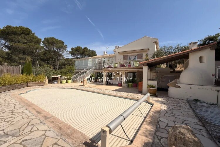 Maison à vendre, 335m², Lamanon
