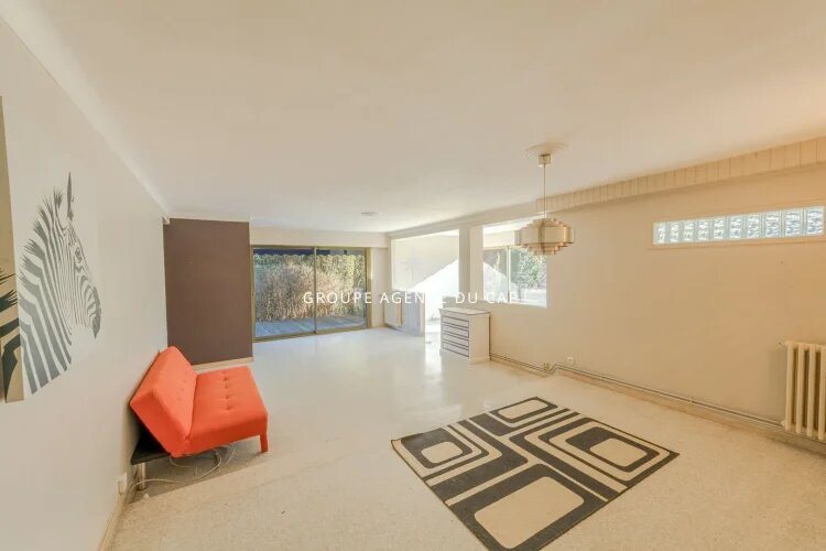 Maison à vendre, 345m², Saint-Raphaël