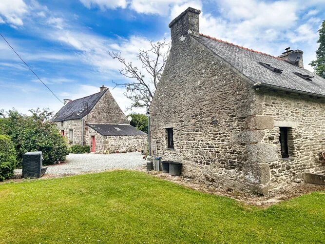Maison à vendre, 150m², Rostrenen