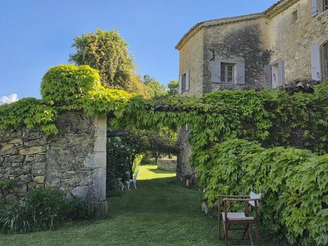 Maison à vendre, 273m², Simiane-la-Rotonde