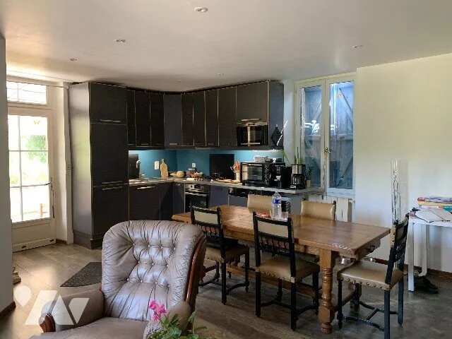 Maison à vendre, 184m², Léobard