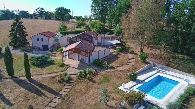 Maison à vendre, 275m², Thiviers