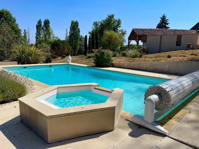Maison à vendre, 275m², Thiviers
