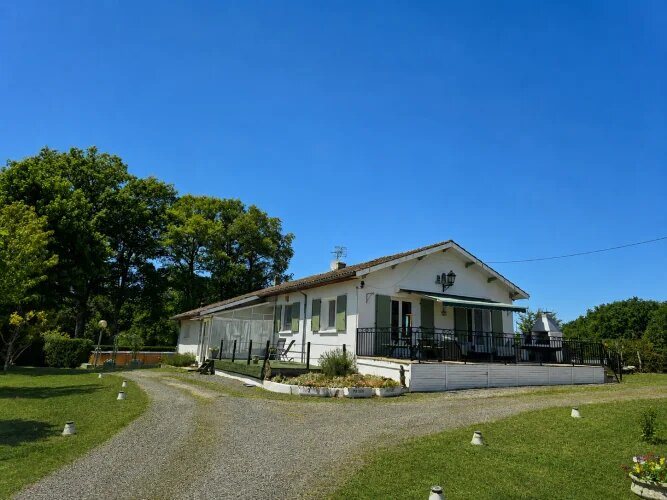 Maison à vendre, 136m², Exideuil-sur-Vienne