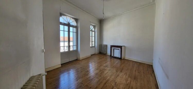 Maison à vendre, 2m², Condom
