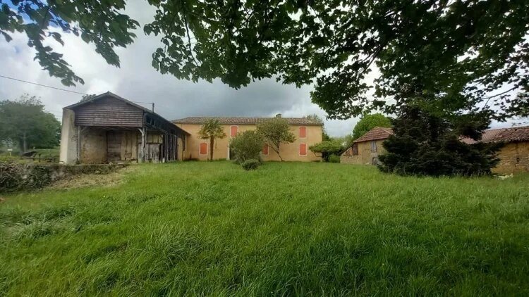 Maison à vendre, 235m², Laguian-Mazous