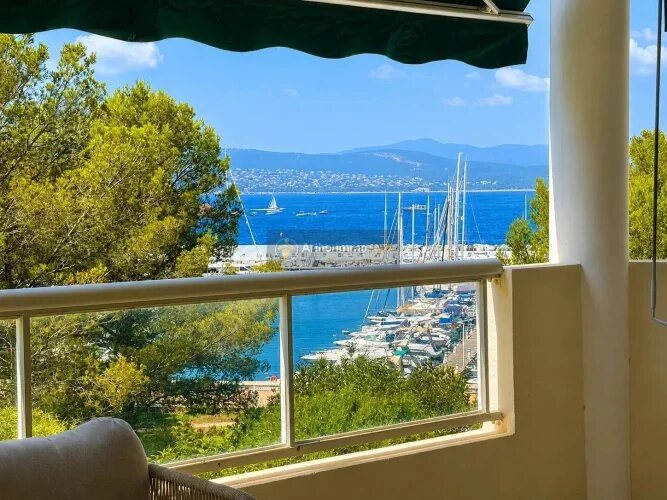 Appartement à vendre, 107m², Saint-Raphaël