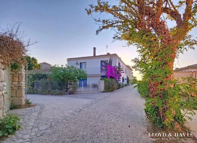 Maison à vendre, 230m², Talmont-sur-Gironde