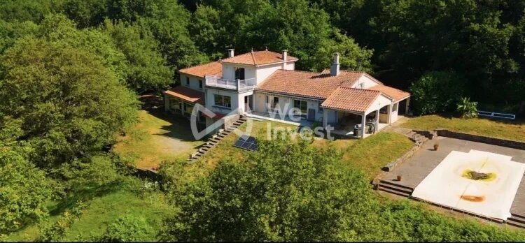 Maison à vendre, 340m², Saint-Amans-Valtoret