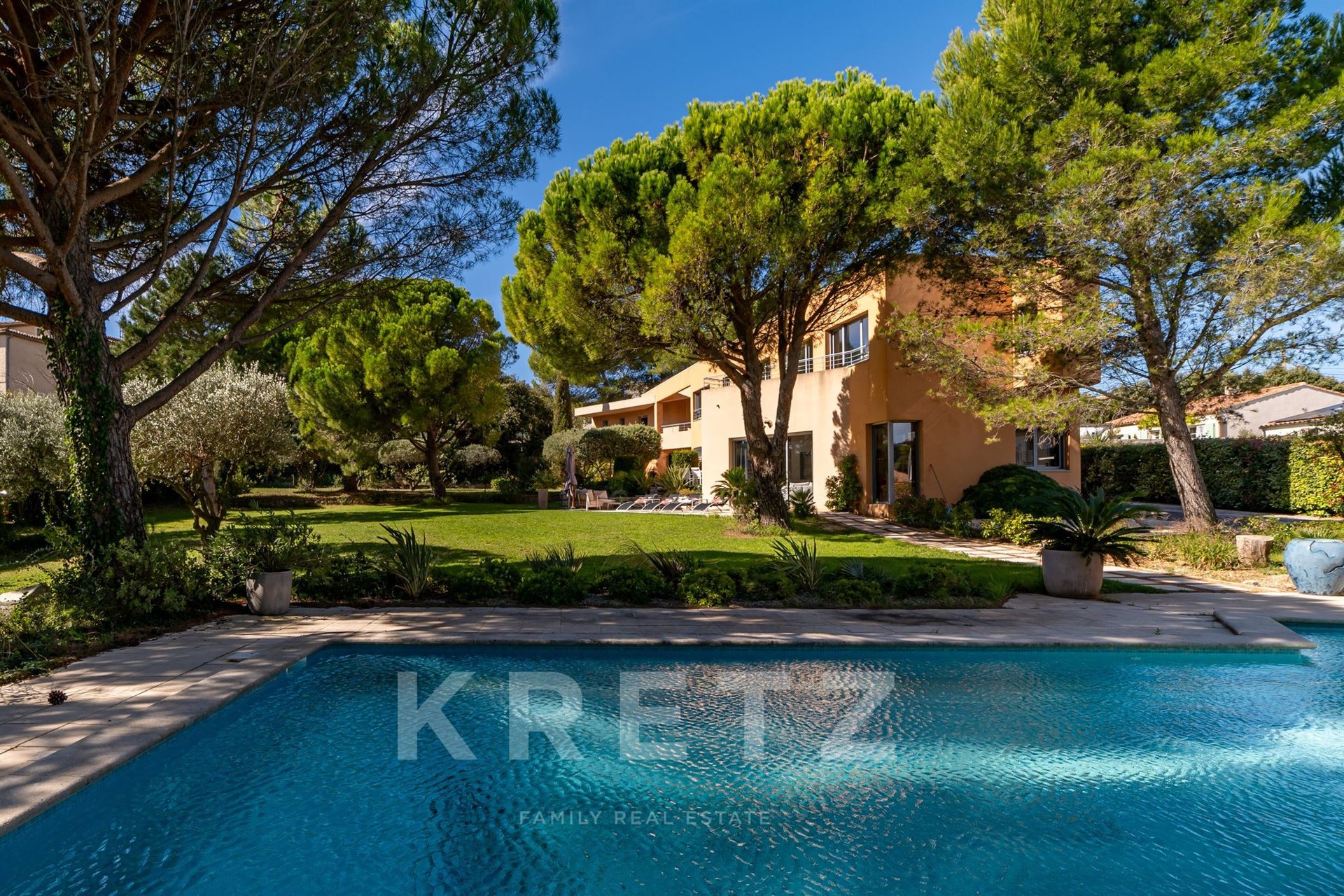 Maison à vendre, 367m², Villeneuve-lès-Avignon