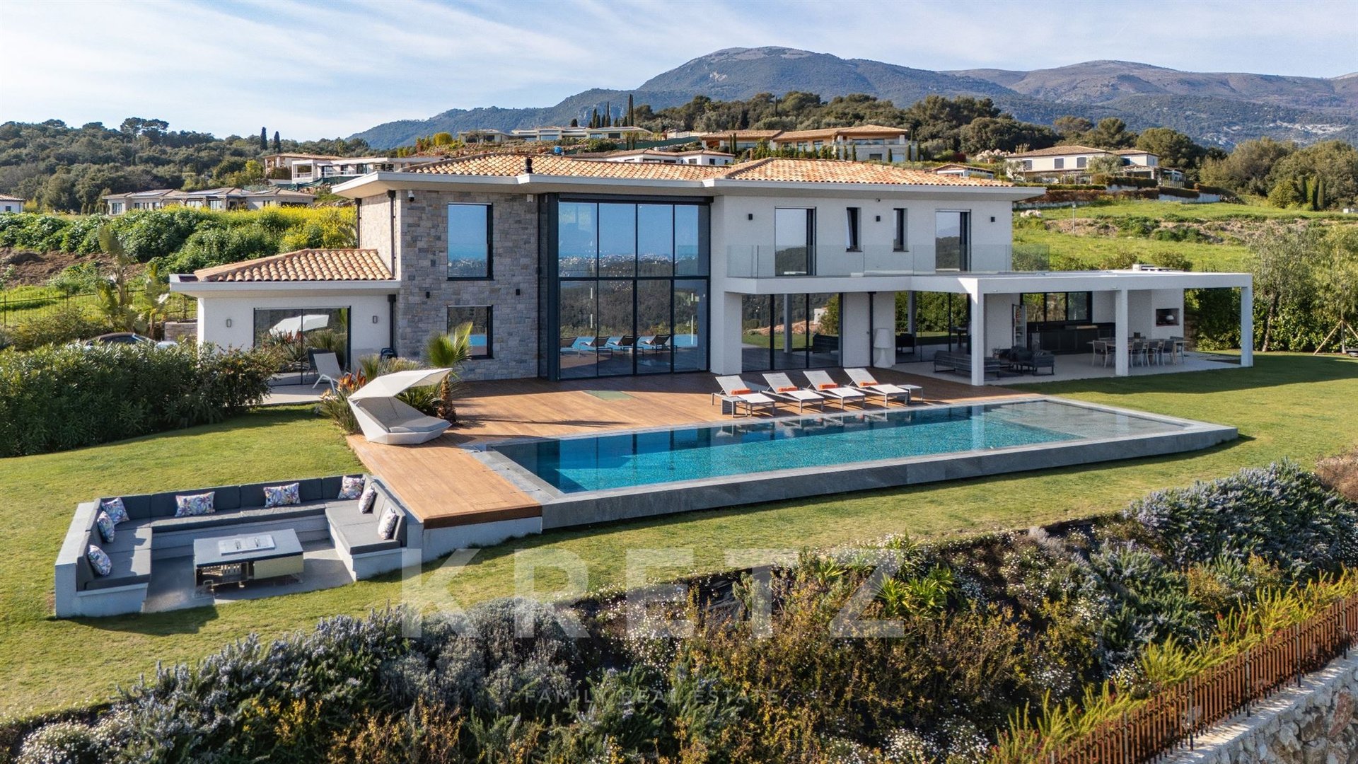 Maison à vendre, 640m², Roquefort-les-Pins
