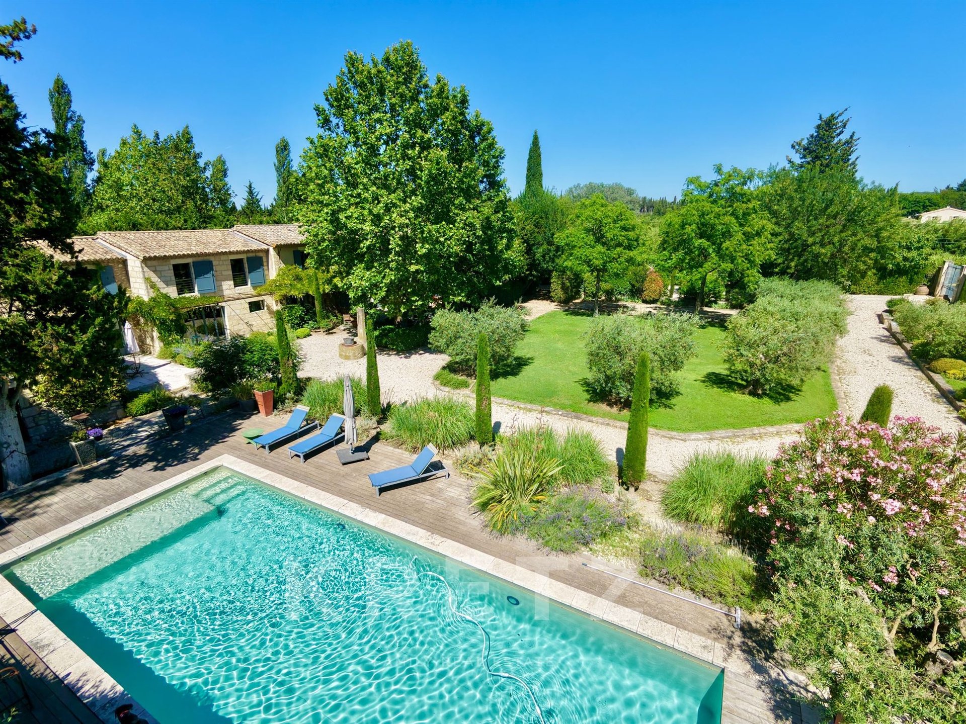 Maison à vendre, 400m², Saint-Rémy-de-Provence
