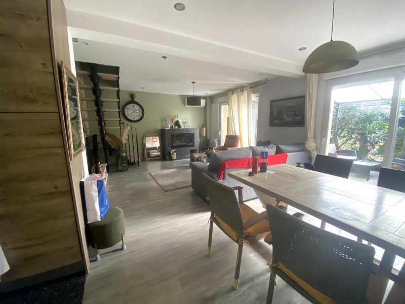 Maison à vendre, 3m², Ris-Orangis