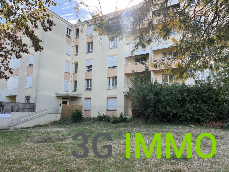 Appartement à vendre, 1m², Dreux