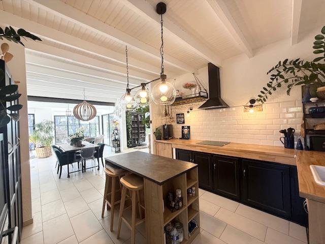 Maison à vendre, 3m², Taillades