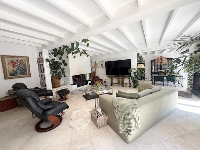 Maison à vendre, 3m², Taillades