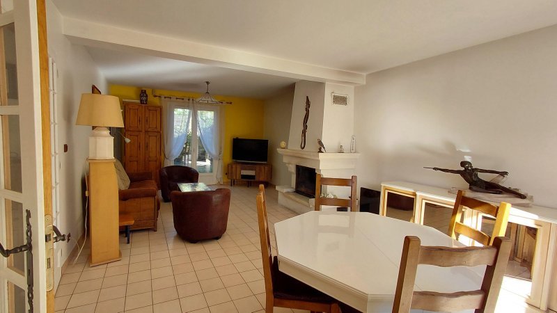 Maison à vendre, 3m², Montmorency
