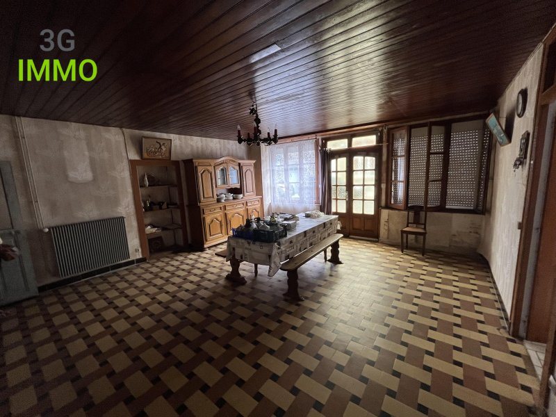 Maison à vendre, 2m², Landelles-et-Coupigny