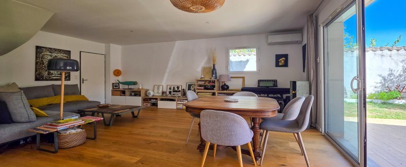 Maison à vendre, 4m², Saint-Genis-les-Ollières