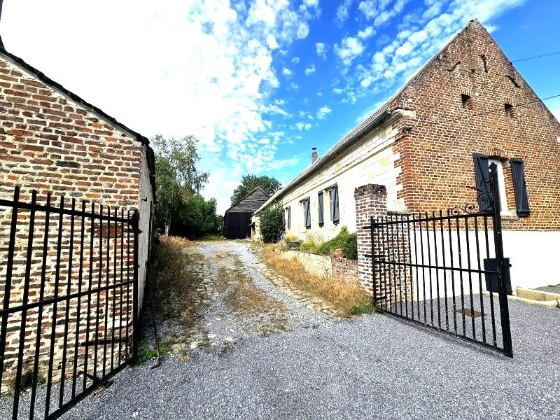 Maison à vendre, 3m², Guise
