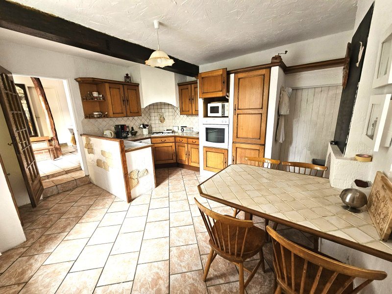 Maison à vendre, 3m², Guise