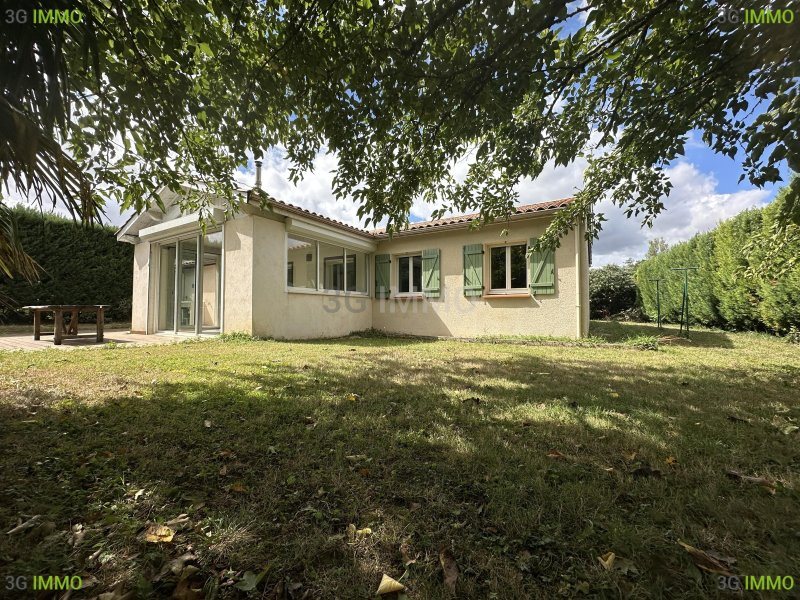 Maison à vendre, 4m², Agen