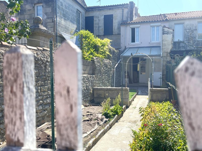 Maison à vendre, 2m², Rochefort