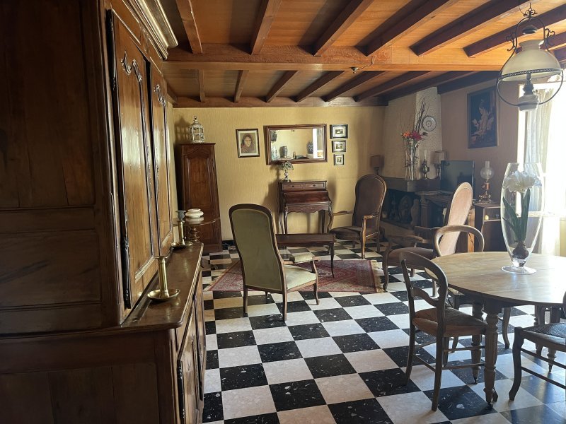 Maison à vendre, 4m², Joze