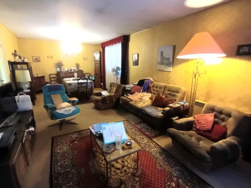 Maison à vendre, 668m², Saint-Georges-sur-Baulche