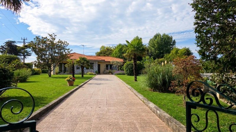 Maison à vendre, 4m², Saint-Sever
