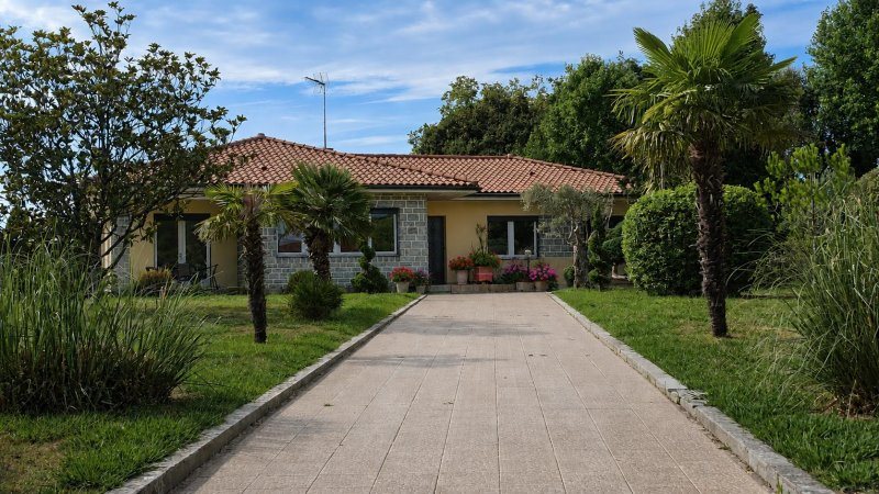 Maison à vendre, 4m², Saint-Sever