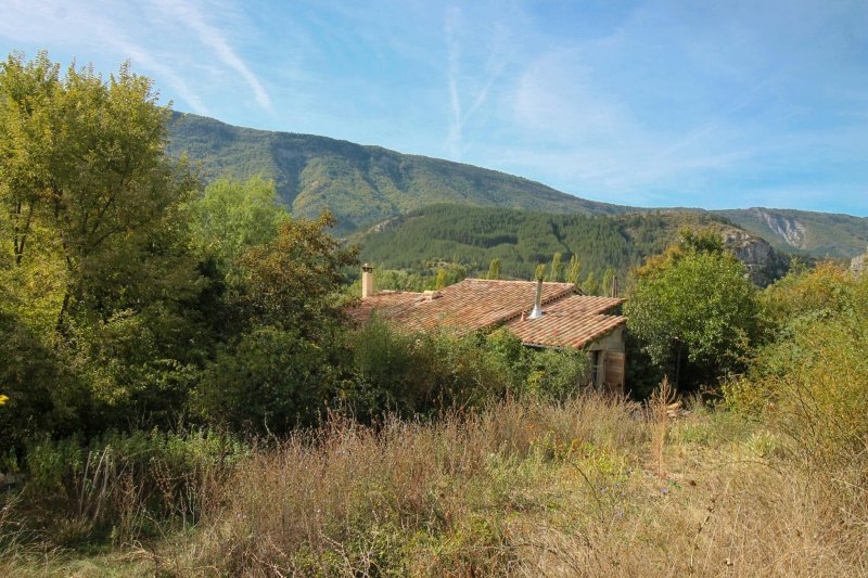 Maison à vendre, 4160m², Saint-Vincent-sur-Jabron
